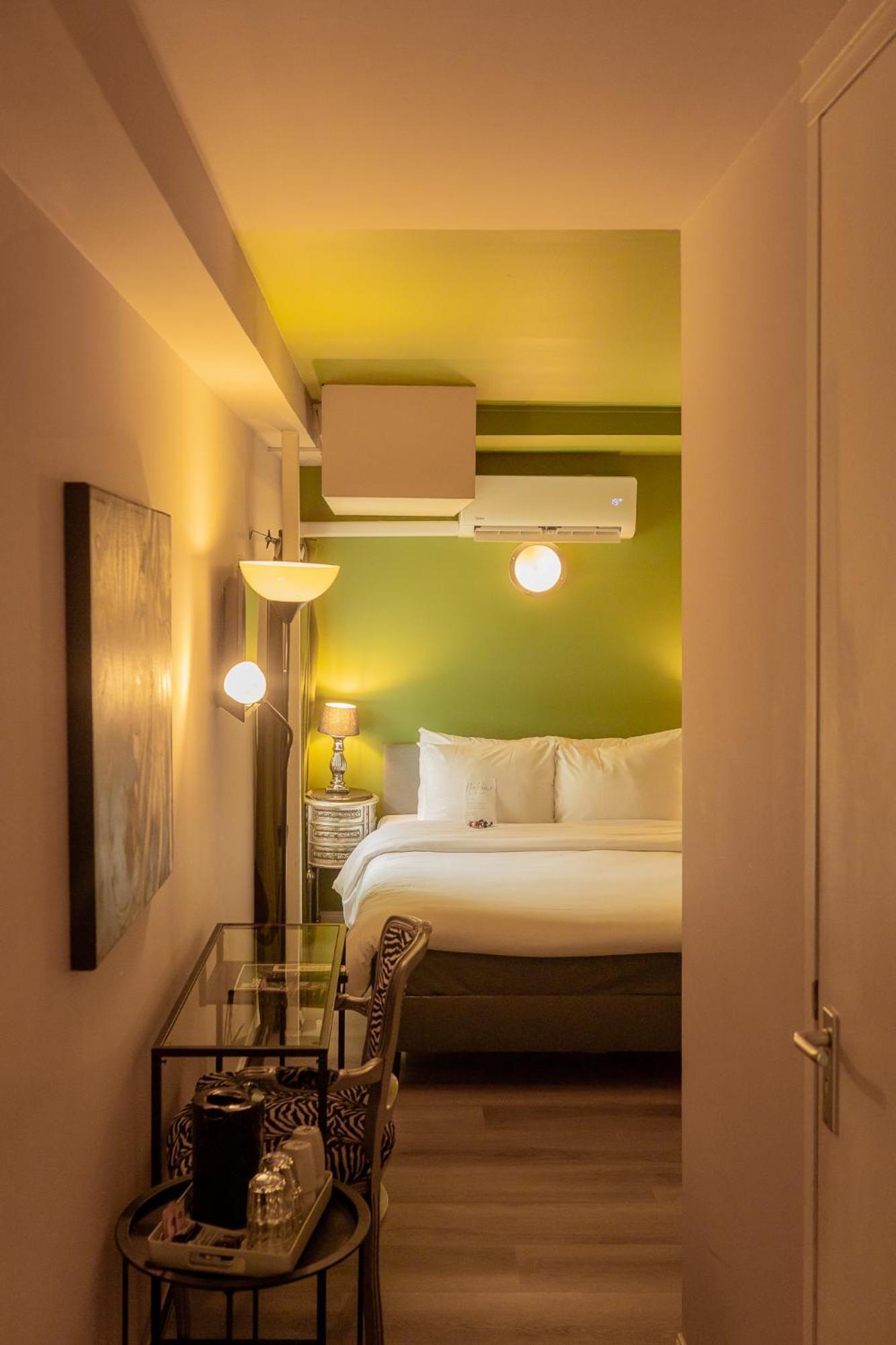 FLOATS by H2OTEL Rotterdam Exterior foto